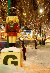 Christmas Lights on Main Street, Cedar City. - Photographer: Rafael Escalios.